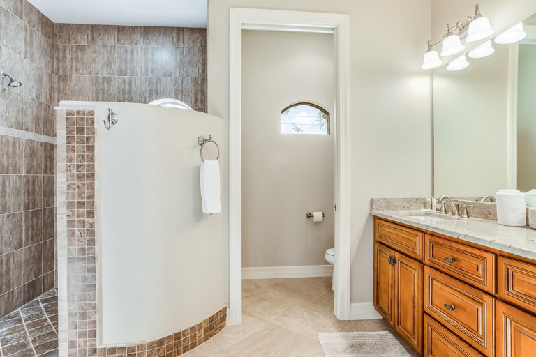 Bathroom 3, Cape Coral Getaway, Lee