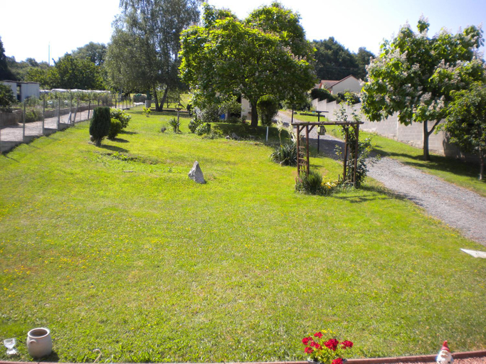 Others 4, claude et chantal, Allier
