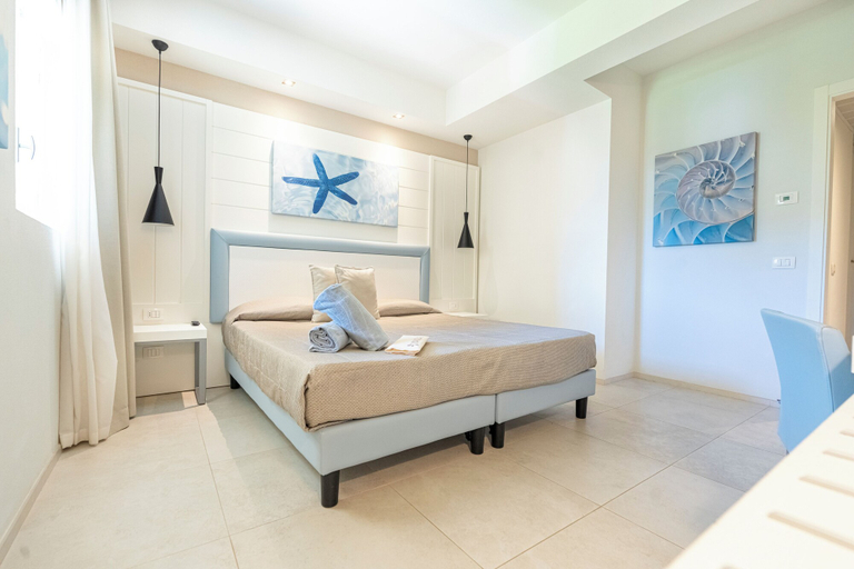 Bedroom 3, Mangia's Pollina Resort, Palermo