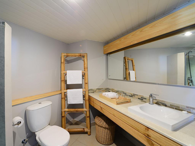 Bathroom 5