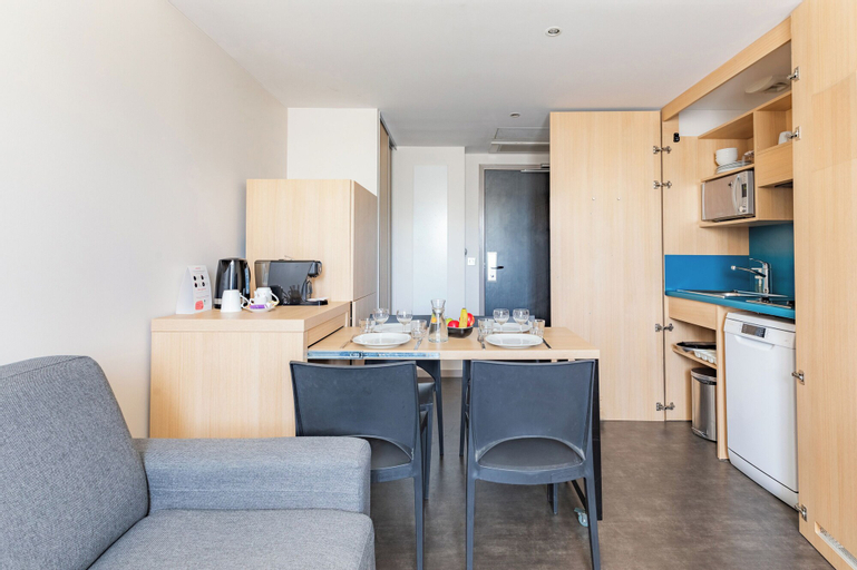 Dining Room 21