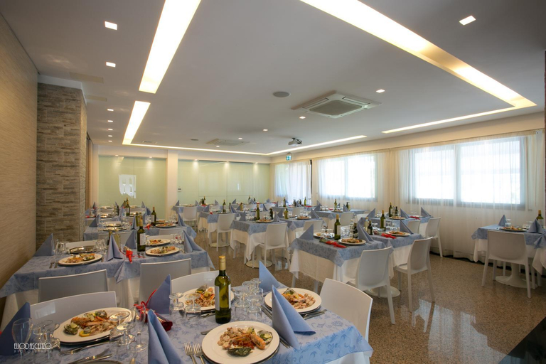 Others 3, HOTEL NARCISi, Teramo
