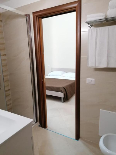 Others 3, Il Cantuccio b&b, Napoli