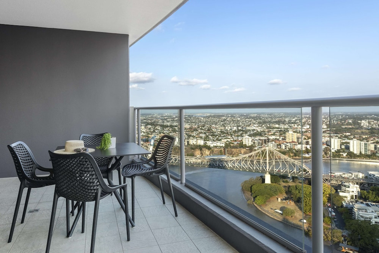 Others 5, Oaks Brisbane Aurora Suites, Brisbane