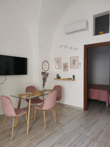Others 5, LeVolte, Brindisi