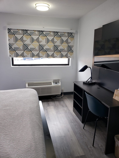 Bedroom 4, Motel 6 East Ridge, TN, Hamilton