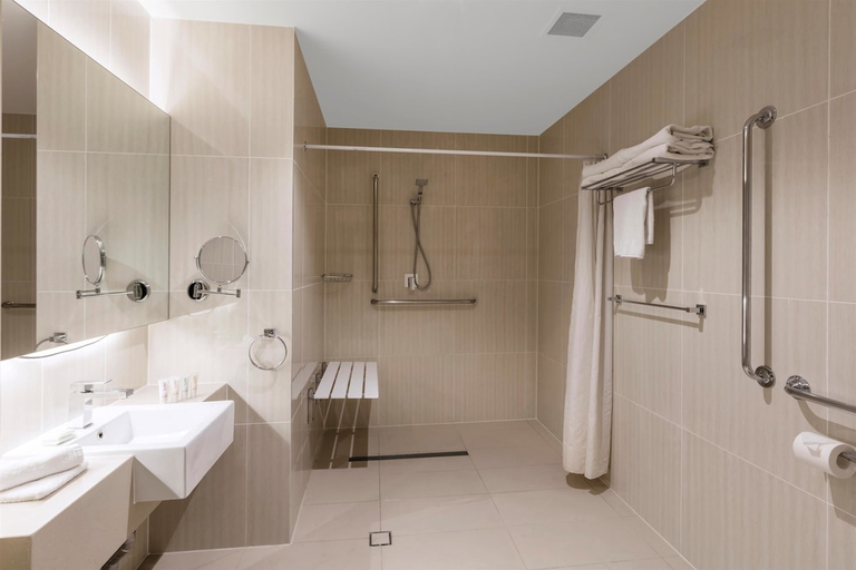 Bathroom 3, Hotel Diana, Brisbane