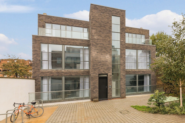 Exterior & Views 2, Portobello Rd - North Ken by Viridian Apartments, London