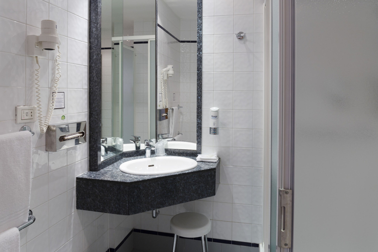 Bedroom 5, City Hotel & Suites Foligno, Perugia