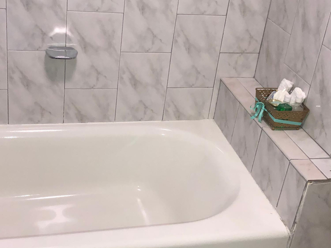 Bathroom 3, Private Suite next to Calle Ocho, Miami-Dade