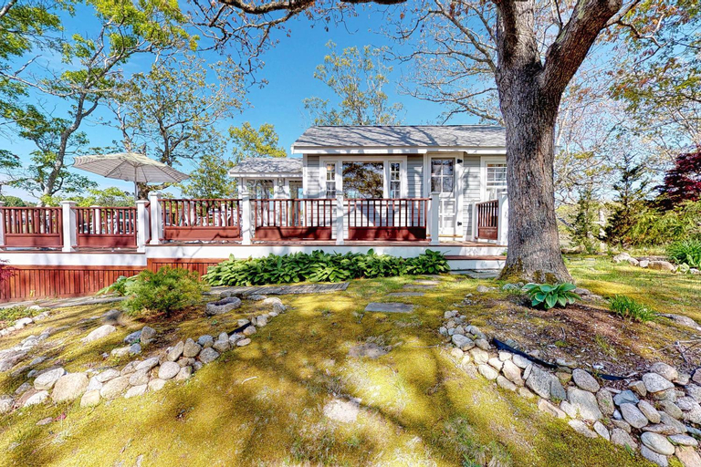 Exterior & Views 1, Cottage by the Bay, Barnstable
