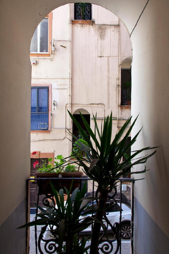 Exterior & Views 1, Archivio 32 Neapolitan Apartment, Napoli