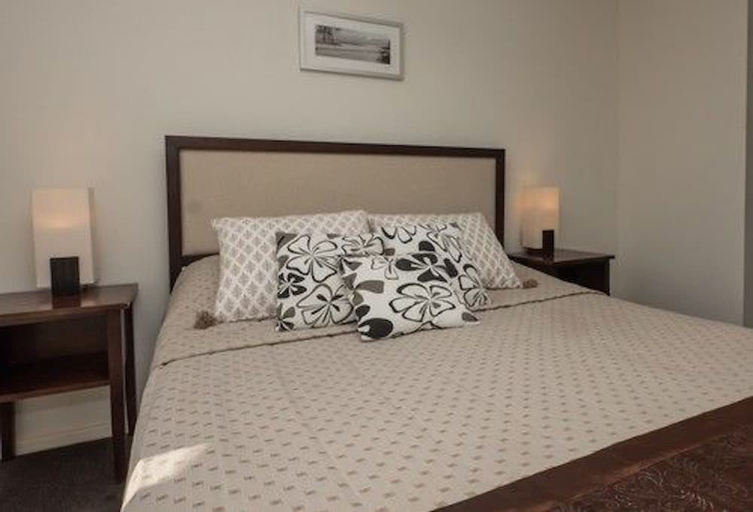 Bedroom 2, Noosa Hill Resort., Noosa - Noosa-Noosaville