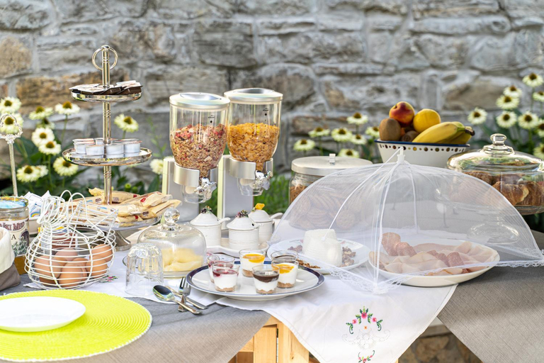 Others 5, Villa Bonafata b&b, Trieste