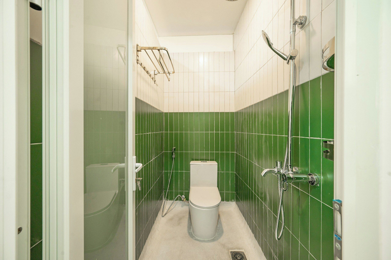 Bathroom 4, Q Hotel & Apartment Han Market Da Nang, Da Nang