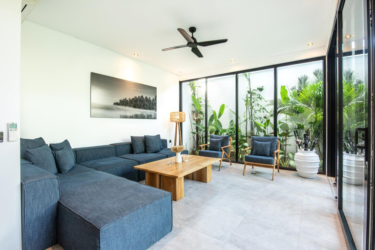 Others 4, Coastal Haven 5BR New Villa, 200m Canggu Beach, Badung