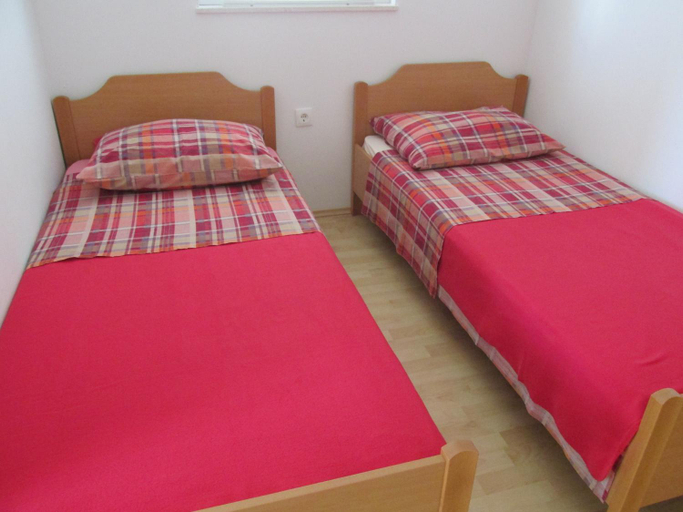 Others 5, Sunny Apartman Pajdek, Marina