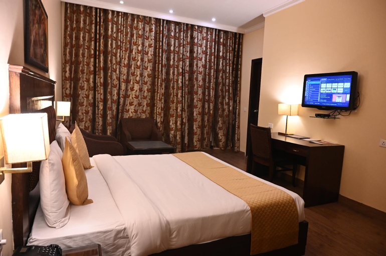 Deventure Karnal, Karnal