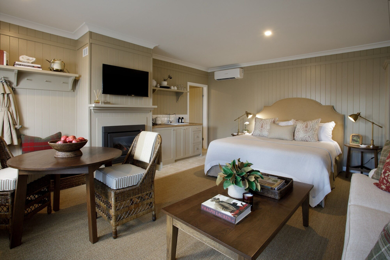 Bedroom 4, Verandah House Country Estate, Tamborine Mountain