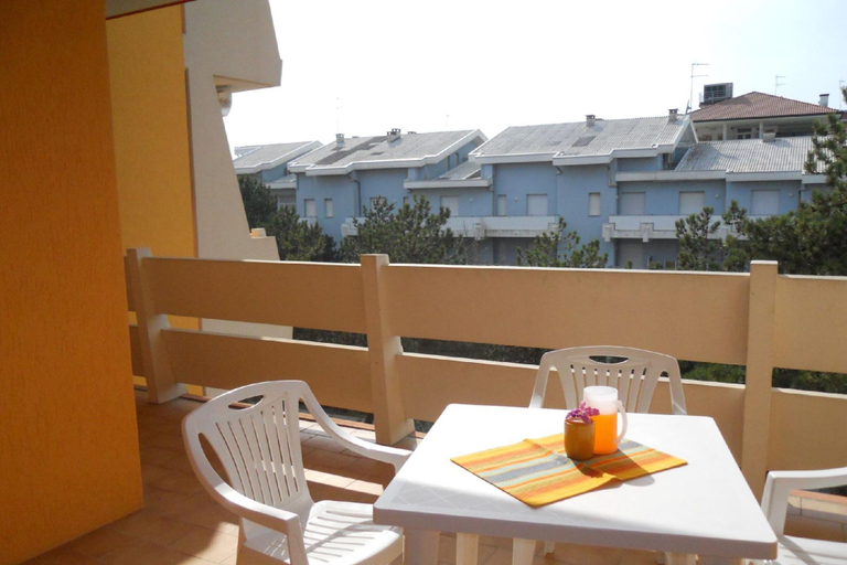Others 3, Amazing Apartment for 6 People with terrace - By Beahost Rentals, Venezia