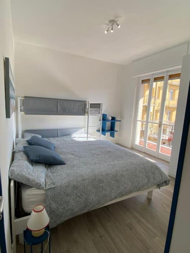 Loano: Centro e Mare a portata di mano, Savona