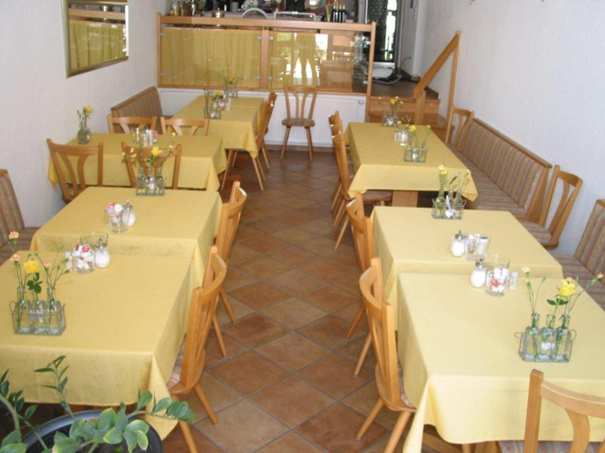 Food & Drinks 3, Hotel Gastehaus Theresia Garni, Tuttlingen