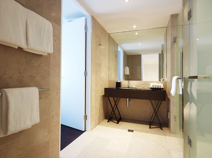 Bathroom 4, Burbury Hotel, Canberra