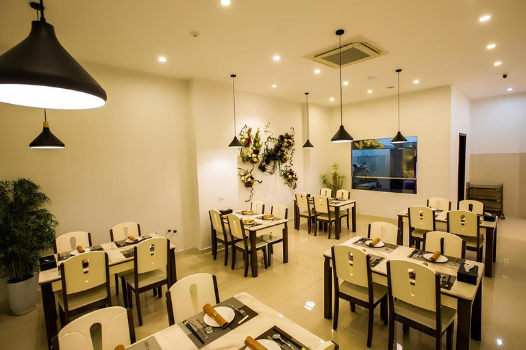 Food & Drinks 4, Tuong Vi 2, Ngô Quyền