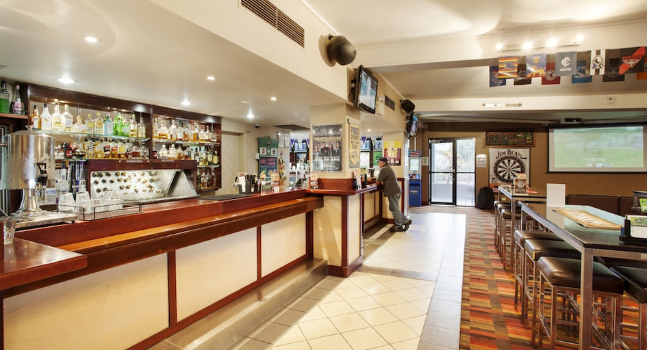 Food & Drinks 3, BALACLAVA HOTEL, Cairns