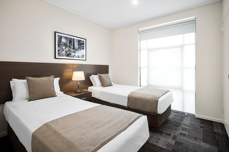Bedroom 2, Quest Narre Warren, Casey - Berwick