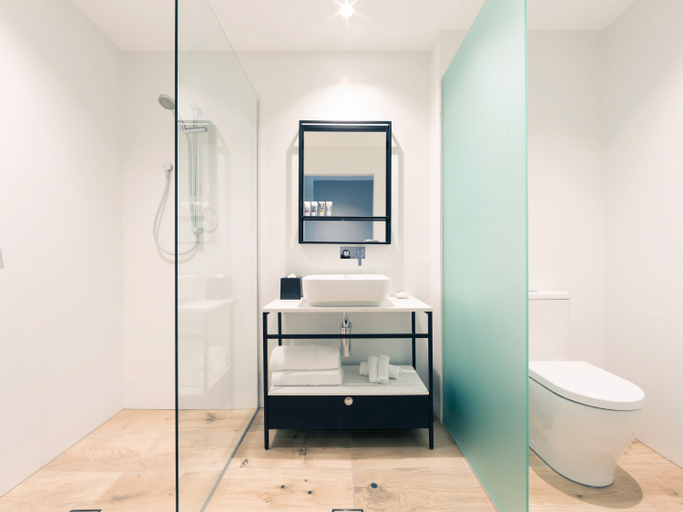 Bathroom 3