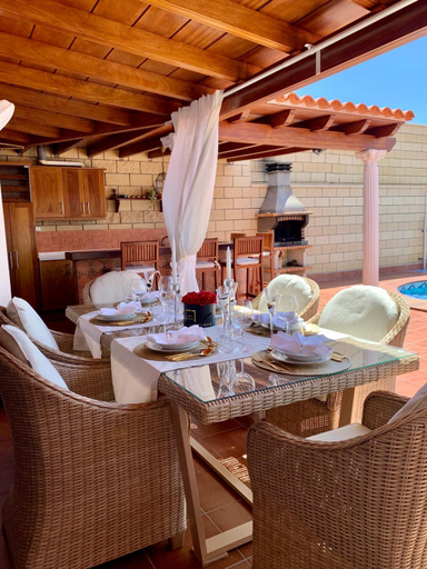 Food & Drinks 4, Villa Claudia - HEATED POOL by VV Canary Ocean Homes, Santa Cruz de Tenerife