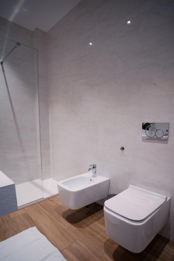 Bathroom, Sunny city, Cagliari