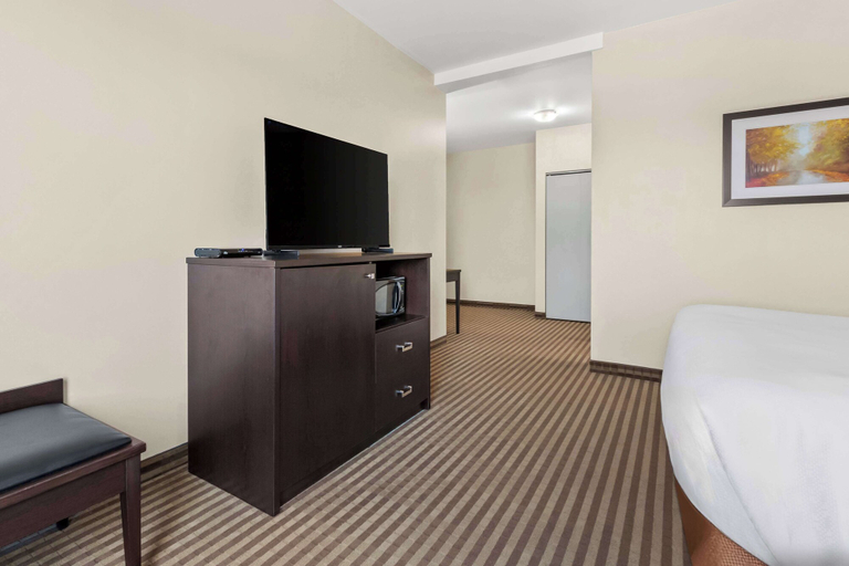 Bedroom 3, Best Western Plus Fergus Hotel, Wellington