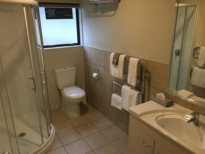 Bathroom 4, Harbour View Motel, Marlborough