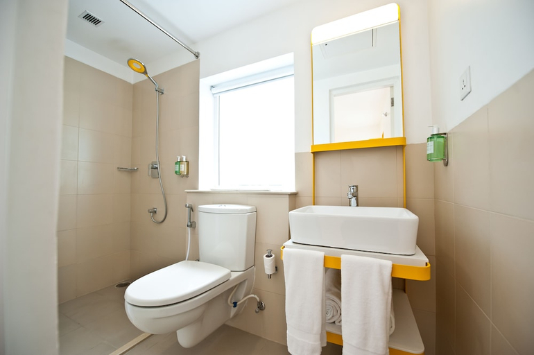 Bathroom, Bloom Hotel – Calangute, North Goa