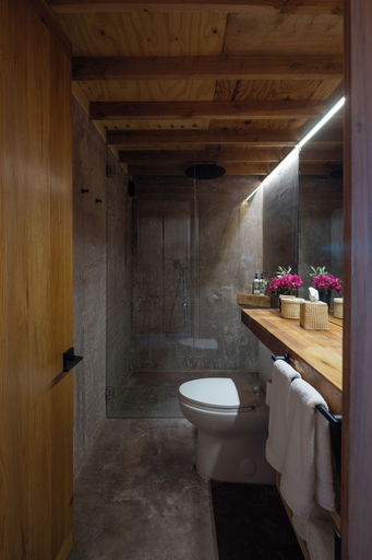 Bathroom 4, Bruma Wine Resort, Ensenada