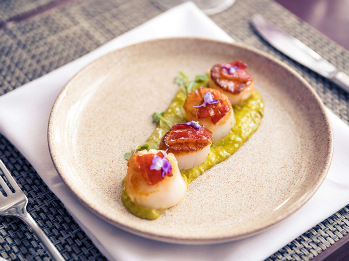 Food & Drinks 8