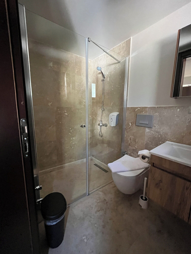 Bathroom 5, Agon Ephesus, Selçuk