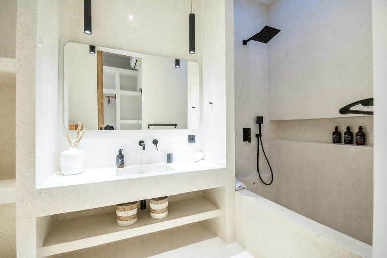 Bathroom 3, Chic 2br Villa, 4min To Bingin's Beach Bliss, Badung
