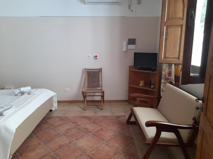 Others 2, Cottage La Roccia, Lecce