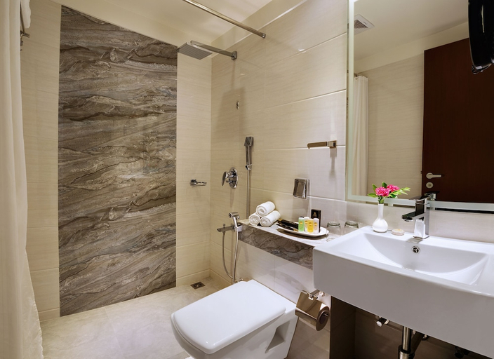 Bathroom 3, Hotel Suba Galaxy, Mumbai Suburban