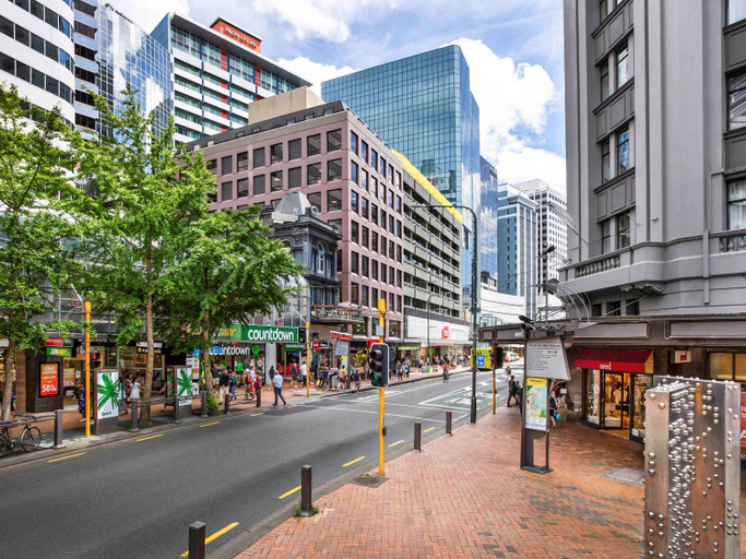 Others 4, Novotel Wellington, Wellington