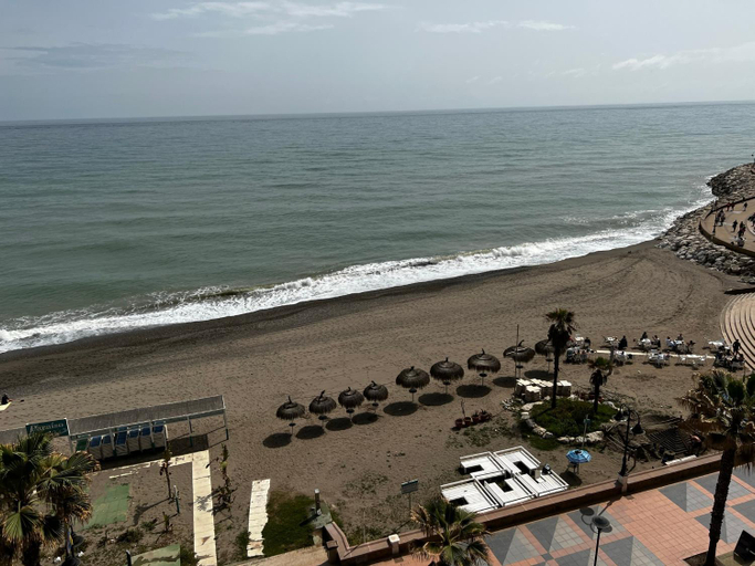 Others 4, Apartamento con piscina Torremolinos, Málaga