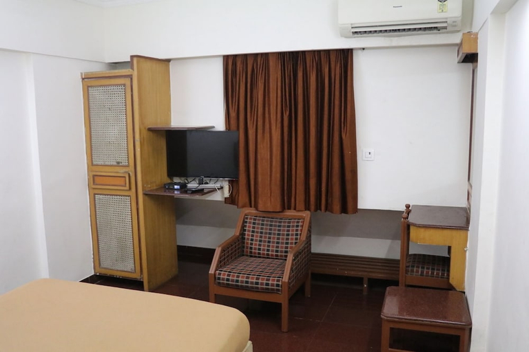 Bedroom 3, HOTEL MILAN INTERNATIONAL, Mumbai Suburban