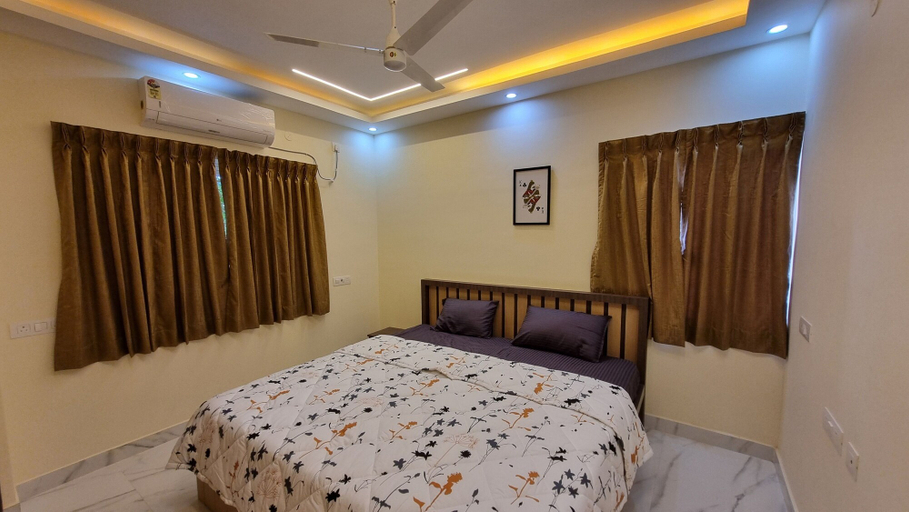 Bedroom 2, Airport Inn, Chennai