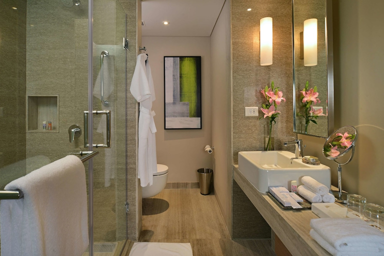 Bathroom 4, Welcomhotel by ITC Hotels, Richmond Road, Bengaluru, Bangalore