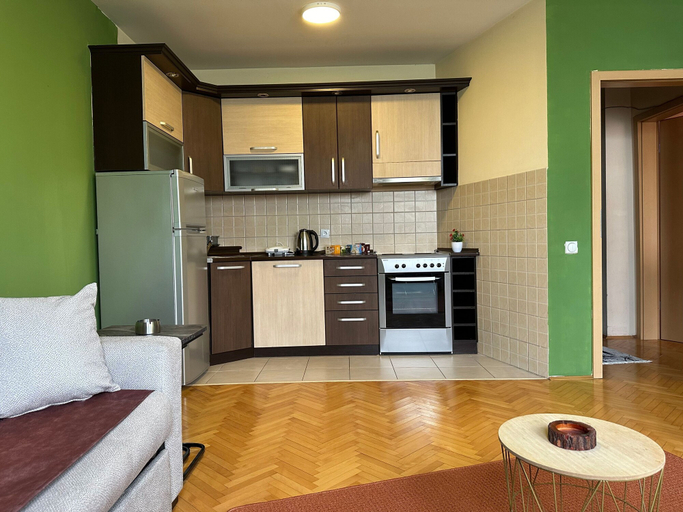 Others 5, Yellow Moon Hostel&Apartment, Priština