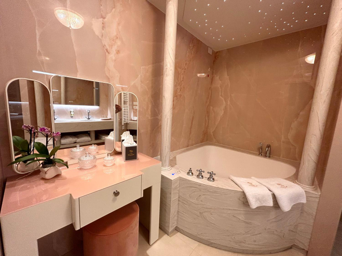 Bathroom 5, Riviera Resort Hotel, Udine