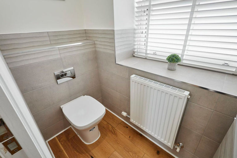 Bathroom 4, Host Stay 2 The Mount, North Yorkshire